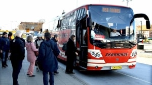 Togbusserne ruller igen fra Nykøbing Station fra 8. til 15. april. Arkivfoto: Claus Hansen