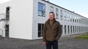 Anders Henriksen har opført en pavillonbygning med 76 værelser på Skippergårdens grund. Når alle værelser er udlejet, er han klar til at opføre en pavillonbygning mere. Foto: Anders Knudsen