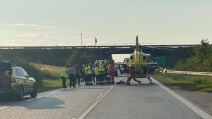 Ulykken skete her på Farø, og der blev blandt andet tilkaldt en lægehelikopter. Arkivfoto: Presse-fotos.dk