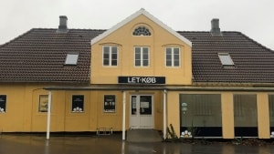 Pengene til at renovere dagligvarebutikken i Bandholm er fundet. Nu mangler købmanden bare. Foto: Anna C. Møhl