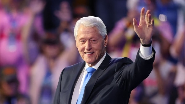 Bill Clinton indlagt på hospitalet med feber